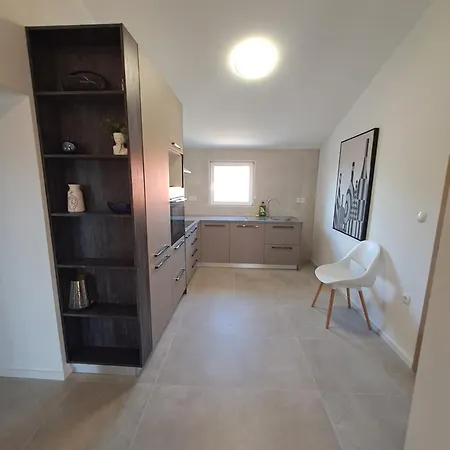 Arno Apartment